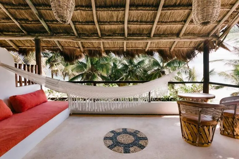 Beachfront Suites In Tulum Beach מלון