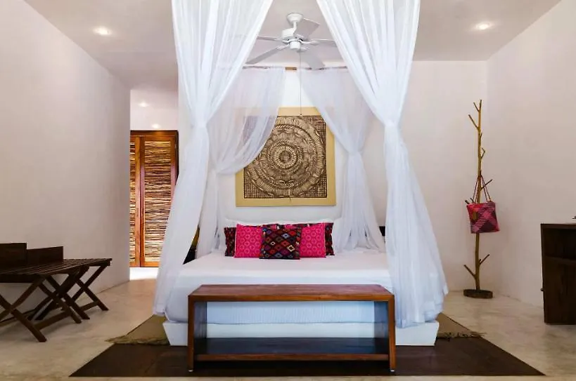 ***** מלון Beachfront Suites In Tulum Beach מקסיקו
