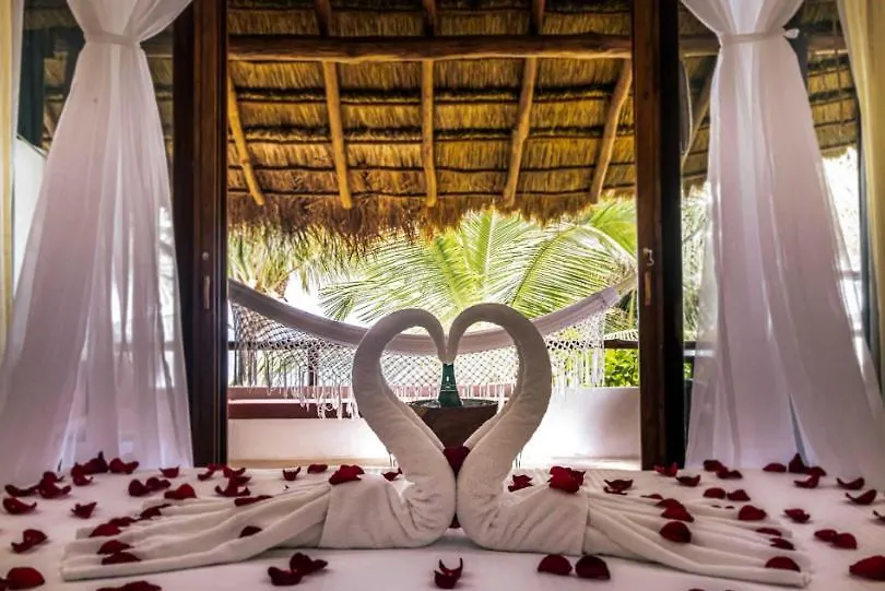 מלון Beachfront Suites In Tulum Beach