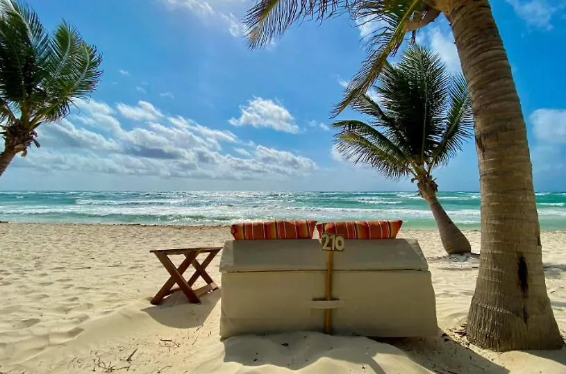 ***** מלון Beachfront Suites In Tulum Beach מקסיקו